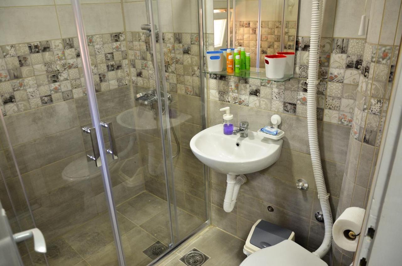 Apartman Terassa Долни Милановац Екстериор снимка