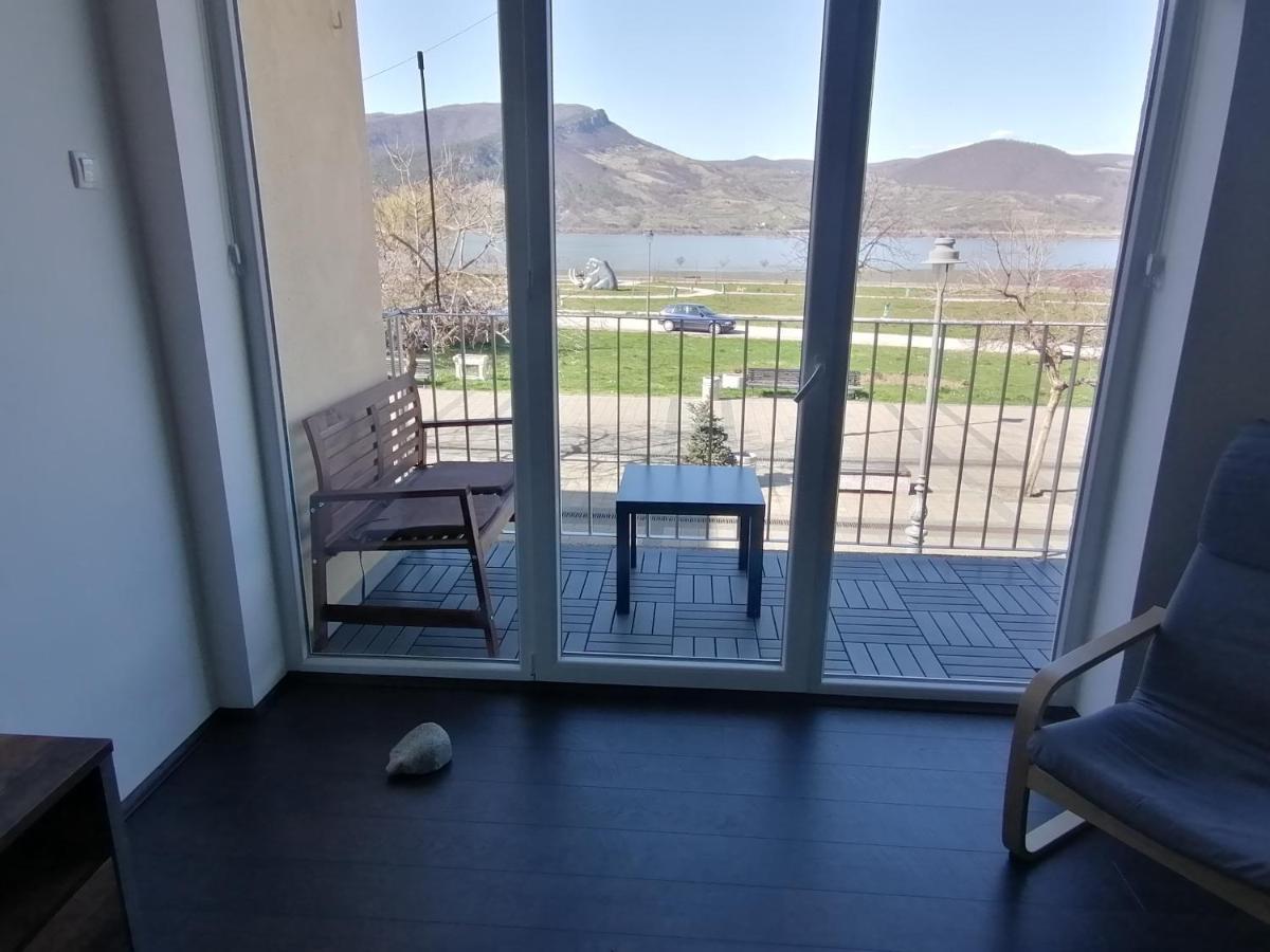 Apartman Terassa Долни Милановац Екстериор снимка