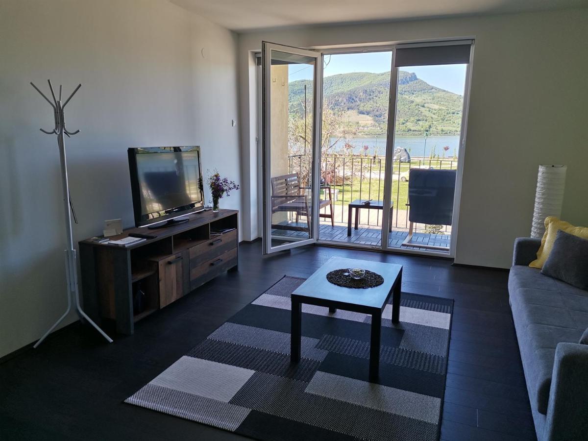 Apartman Terassa Долни Милановац Екстериор снимка