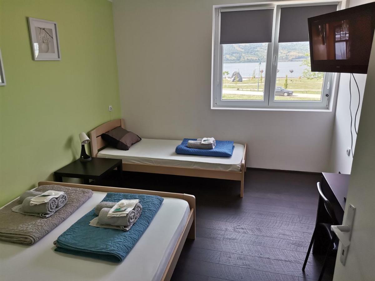Apartman Terassa Долни Милановац Екстериор снимка