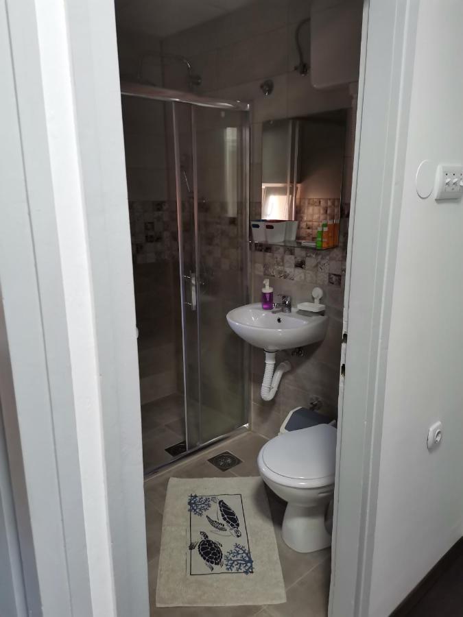 Apartman Terassa Долни Милановац Екстериор снимка