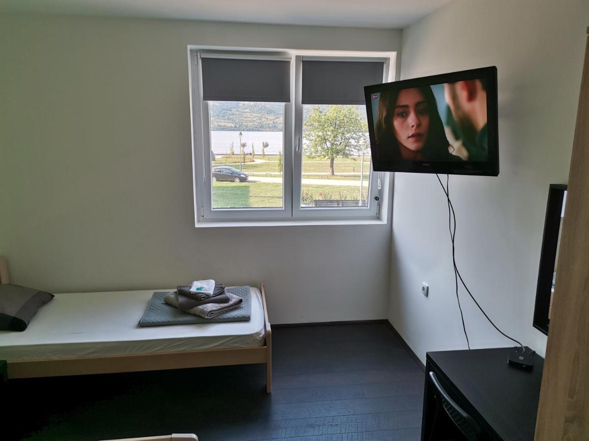 Apartman Terassa Долни Милановац Екстериор снимка